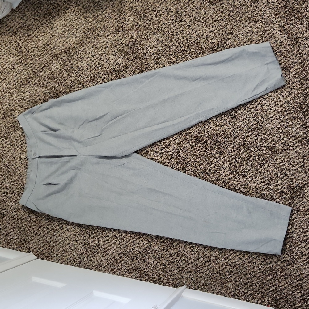 Large Light Grey Uniqlo Trousers